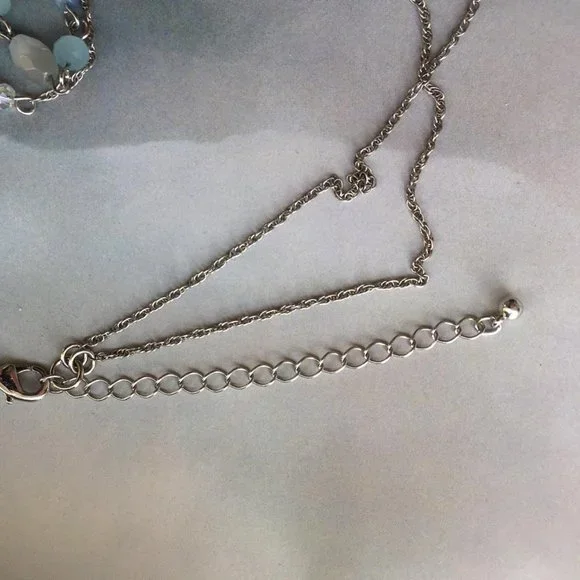 beaded layered necklace with tassels - Picture 4 of 4